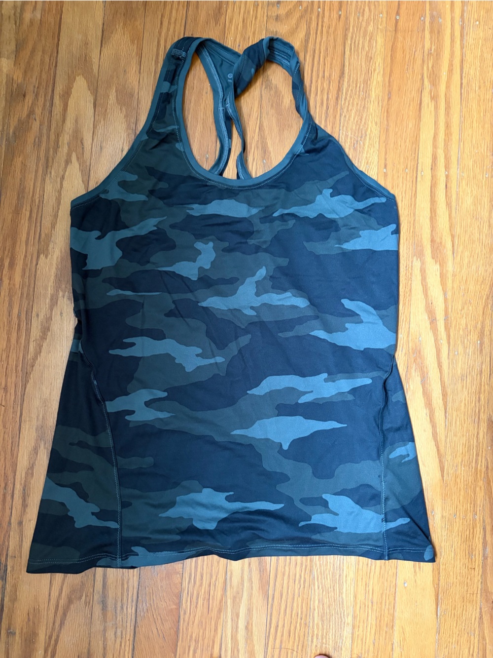 Athleta Limitless Keyhole Tank Top Green Camo Size Medium